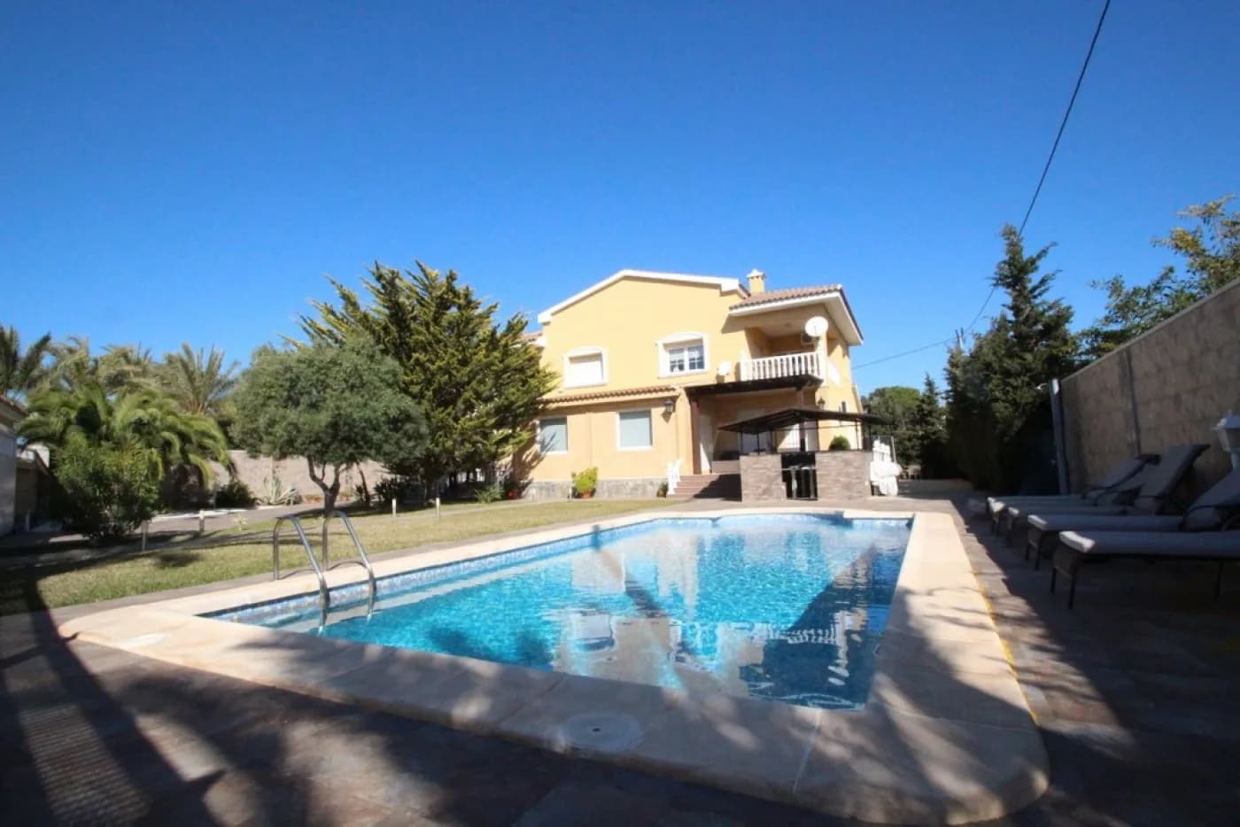 Villa de 5 chambres à vendre à Orihuela Costa, Alicante