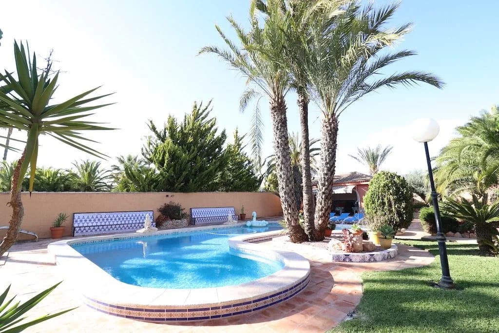 Villa de 5 chambres à vendre à Torrevieja, Alicante - Image 3