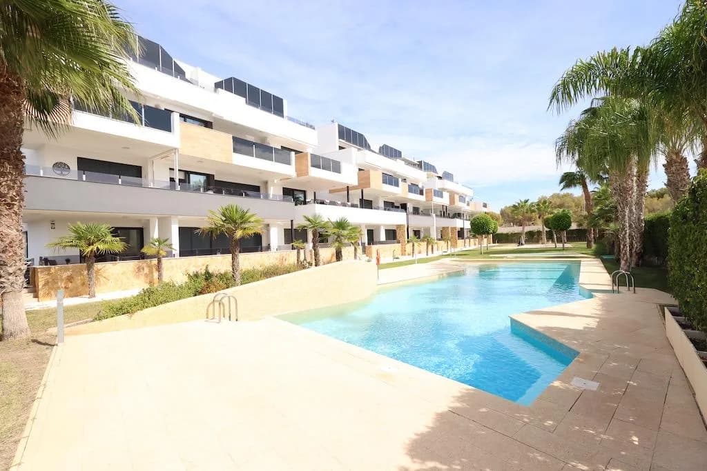 Apartment de 2 chambres à vendre à Orihuela Costa, Alicante - Image 5