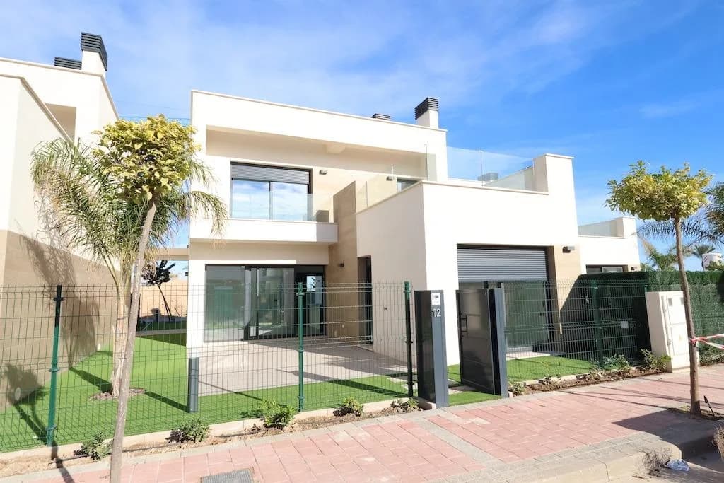 Villa de 3 chambres à vendre à Los Alcázares, Murcia - Image 2