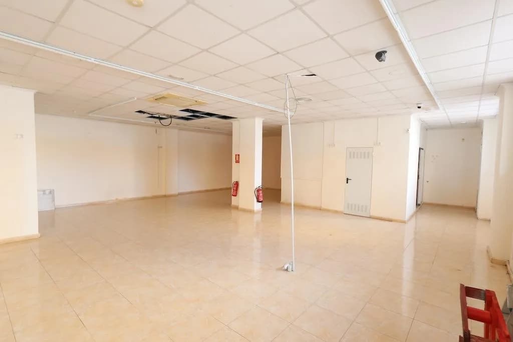 Commercial Premises In Torrevieja - Image 4