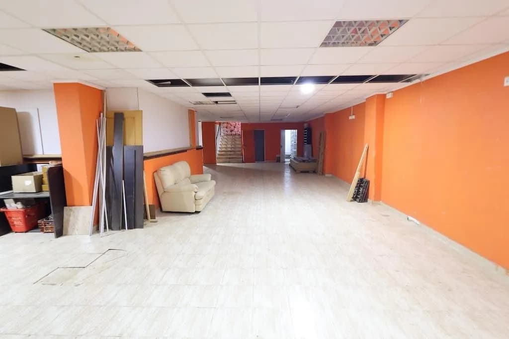 Commercial Premises In Torrevieja - Image 8