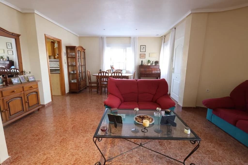 Villa z 3 sypialniami na sprzedaż w Torrevieja, Alicante - Image 6