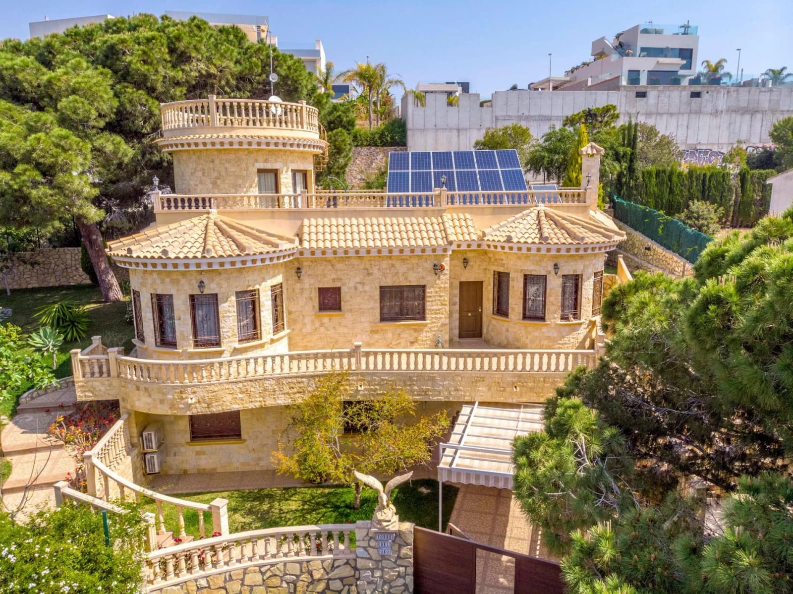 Villa de 4 chambres à vendre à Orihuela Costa, Alicante - Image 2