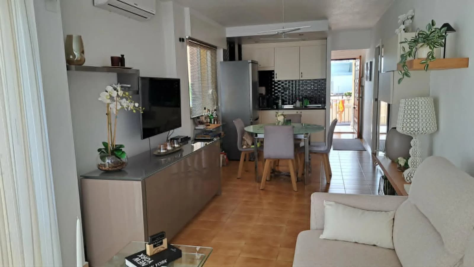 Apartment de 1 dormitorios en venta en Torrevieja, Alicante - Image 7