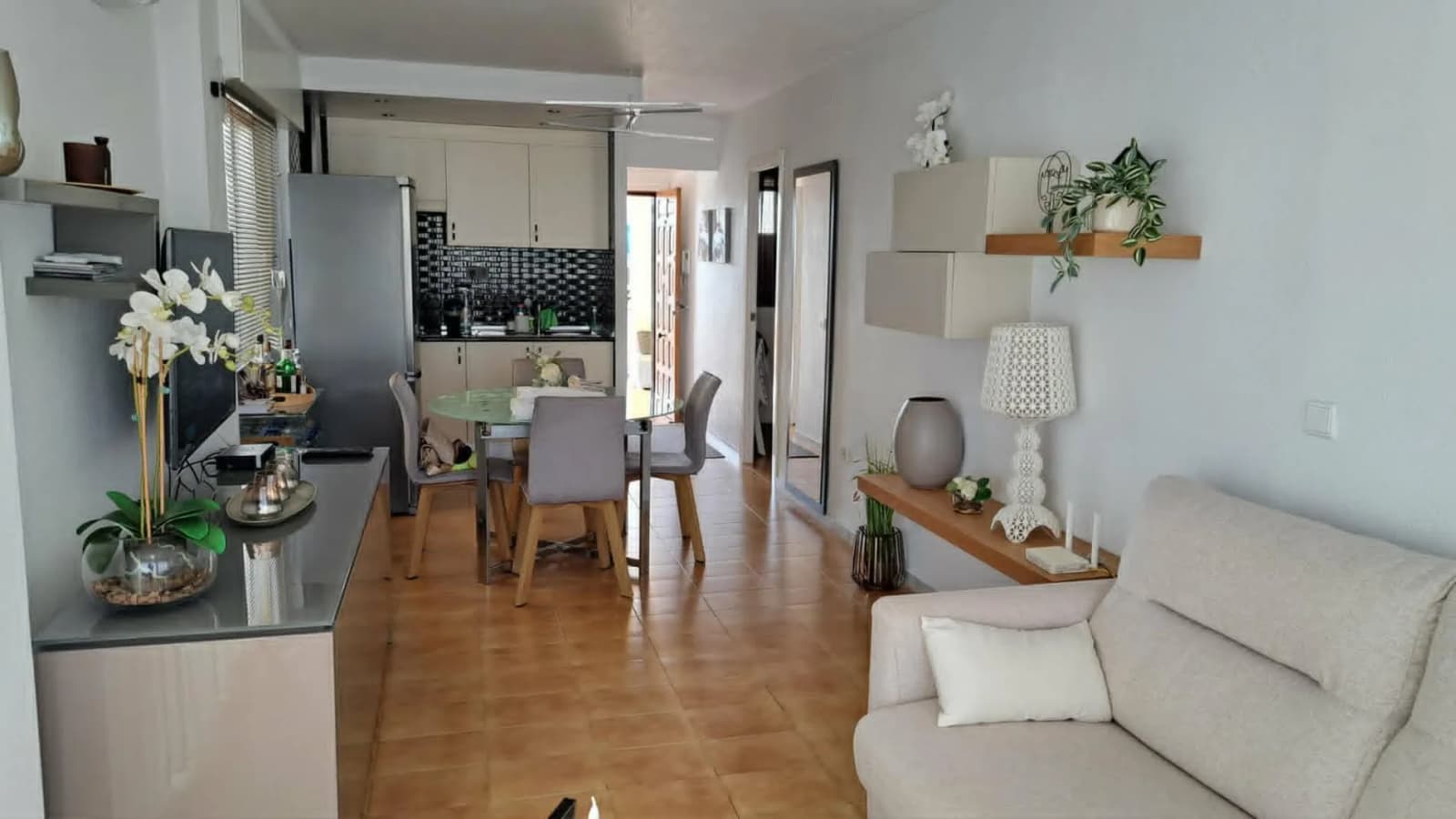 Apartment de 1 dormitorios en venta en Torrevieja, Alicante - Image 9