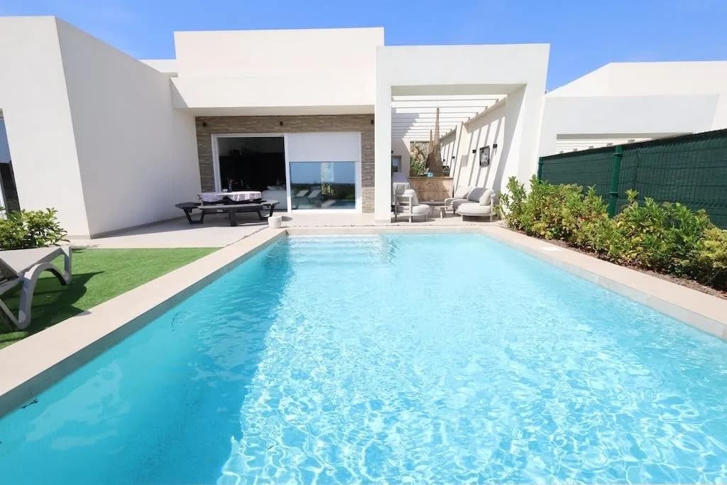 Villa с 3 спальнями на продажу в Algorfa, Alicante
