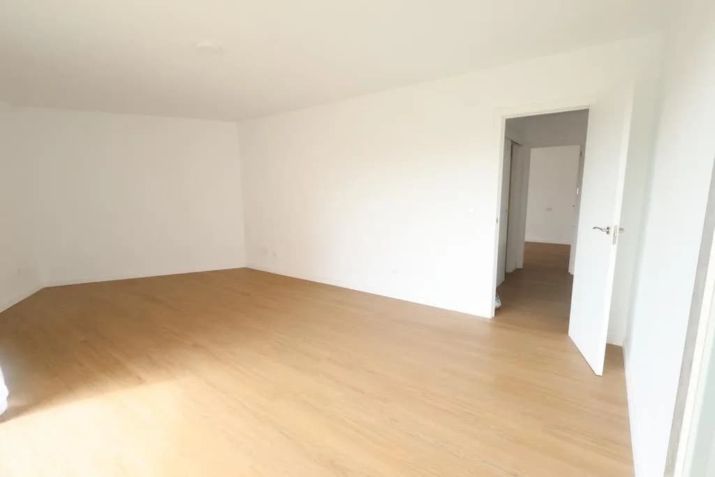 Apartment de 3 dormitorios en venta en Orihuela Costa, Alicante - Image 3