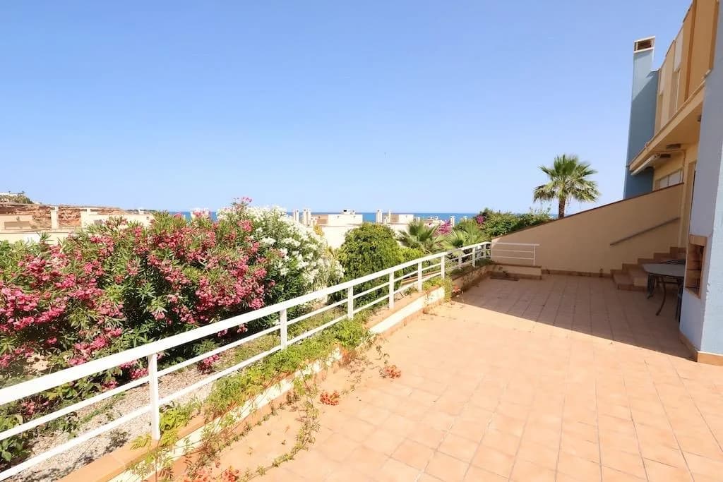 Semi-detached House In Orihuela Costa - Image 5