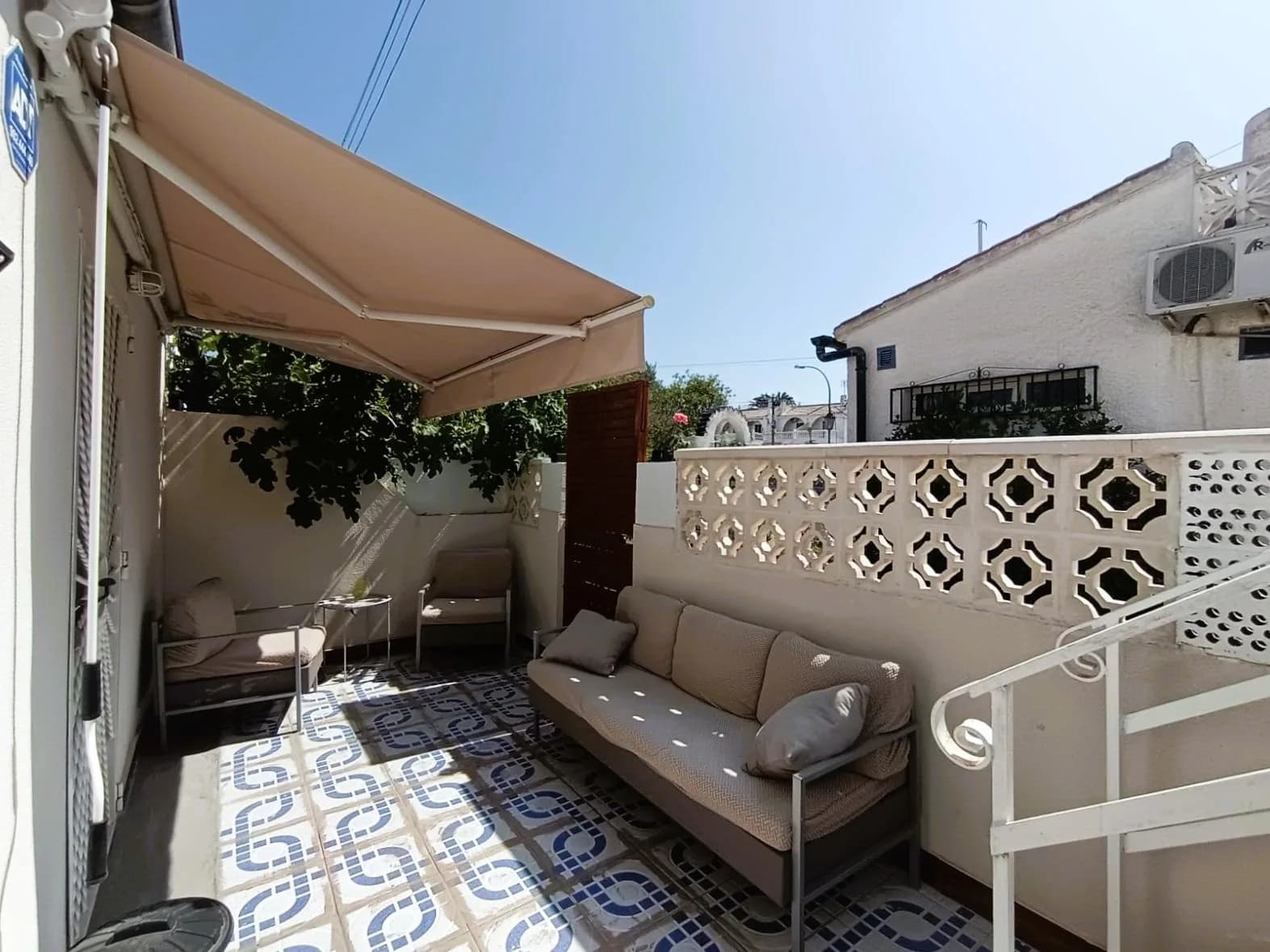 Bungalow de 1 chambres à vendre à Torrevieja, Alicante - Image 4