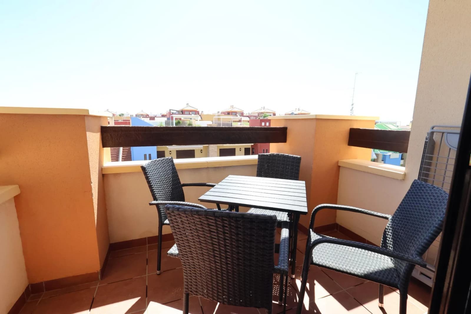 Apartment de 2 dormitorios en venta en Orihuela Costa, Alicante - Image 2