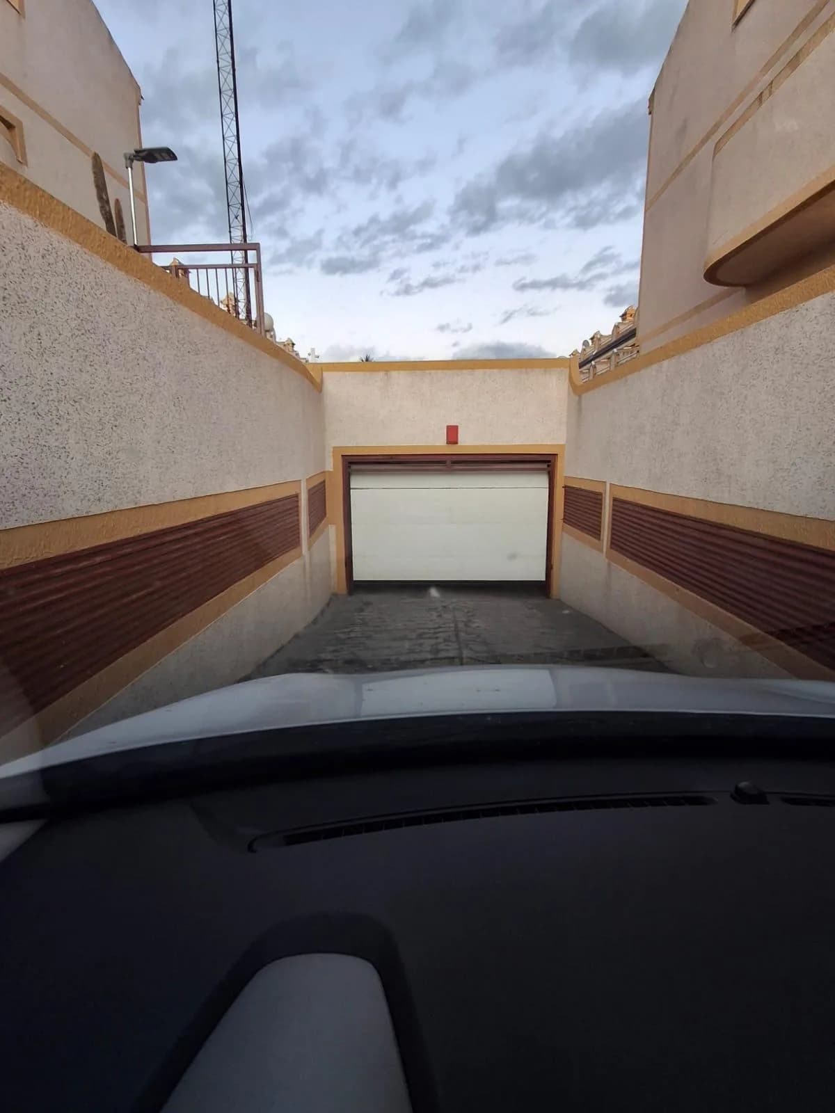 Garage In Orihuela Costa - Image 4