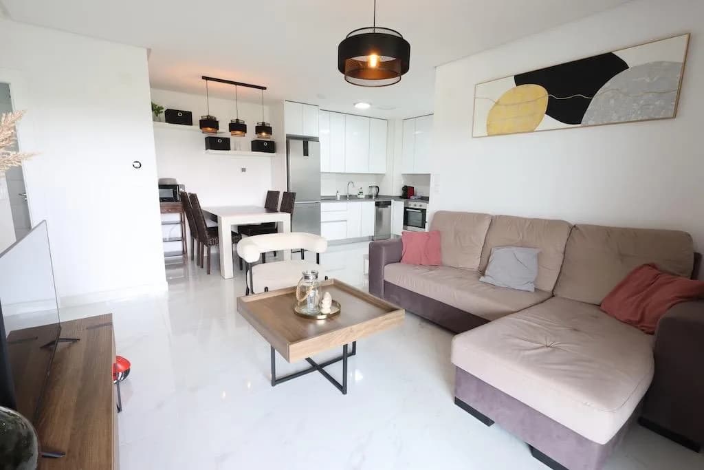 Apartment de 3 chambres à vendre à Orihuela Costa, Alicante - Image 3