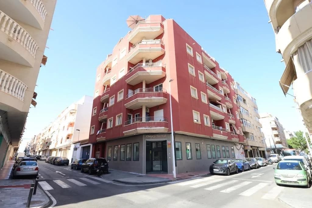 Apartment de 1 dormitorios en venta en Torrevieja, Alicante
