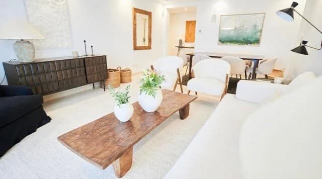 Apartment de 2 dormitorios en venta en Marbella, Málaga - Image 3