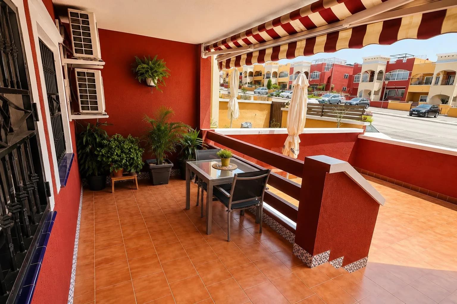 Bungalow met 2 slaapkamers te koop in Orihuela Costa, Alicante - Image 2