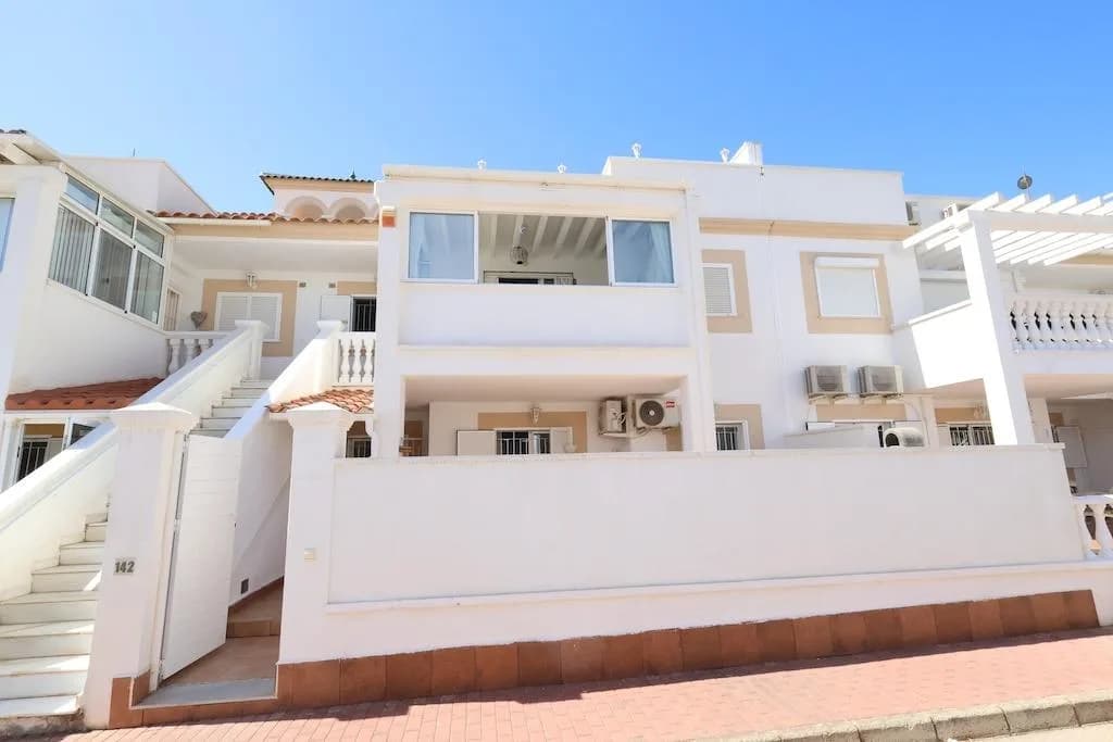 Bungalow de 2 chambres à vendre à Orihuela Costa, Alicante