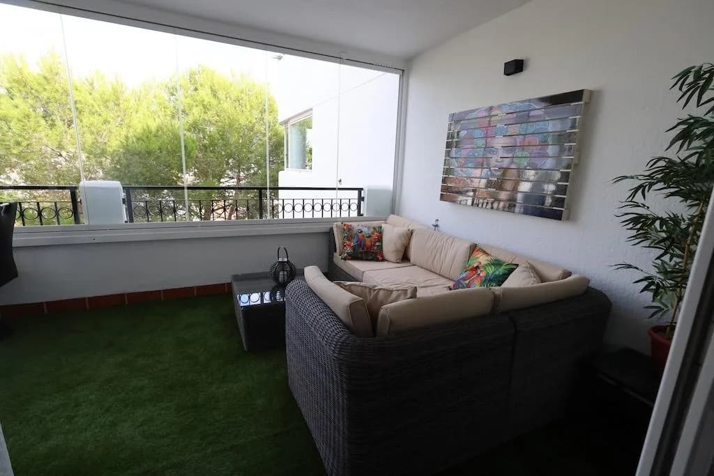 Apartment de 2 dormitorios en venta en Orihuela Costa, Alicante - Image 9