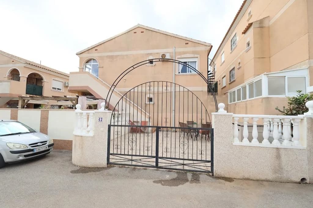 Upper Floor Bungalow In Orihuela Costa