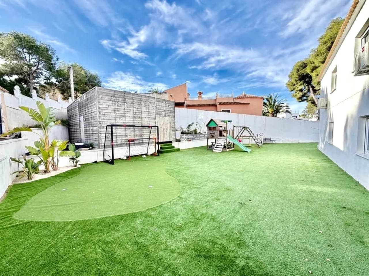 Villa de 6 chambres à vendre à Villamartin, Alicante - Image 2