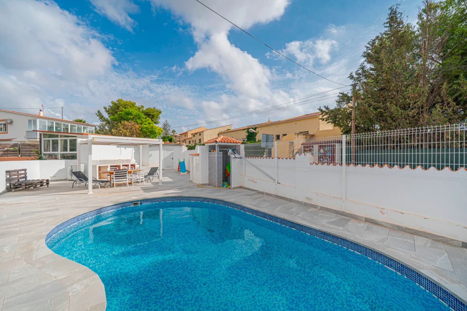 Villa de 5 chambres à vendre à La Nucia, Alicante - Image 3