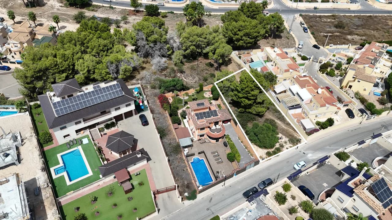 Plot à vendre à Villamartin, Alicante