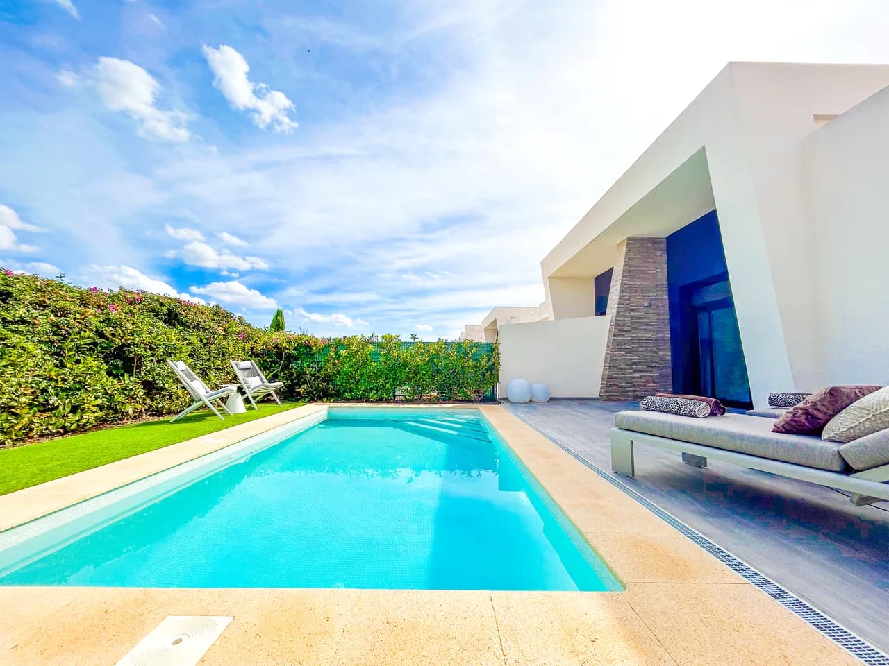 Villa z 3 sypialniami na sprzedaż w Algorfa, Alicante - Image 2