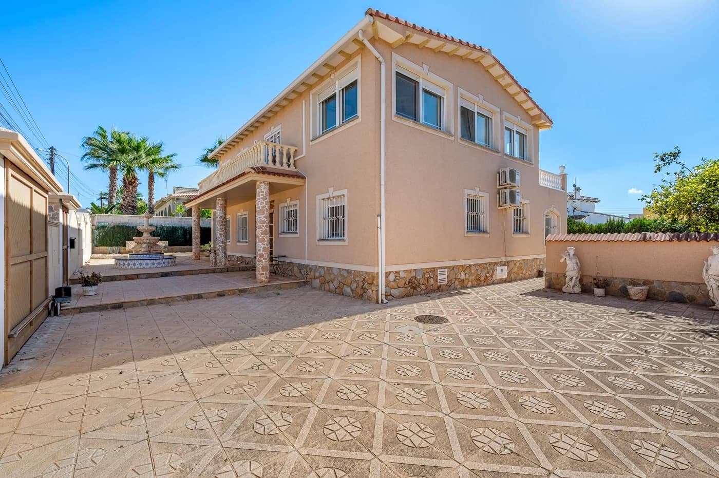 3 Bedroom Apartment for Sale in Orihuela Costa, Costa Blanca (Alicante) - Image 3