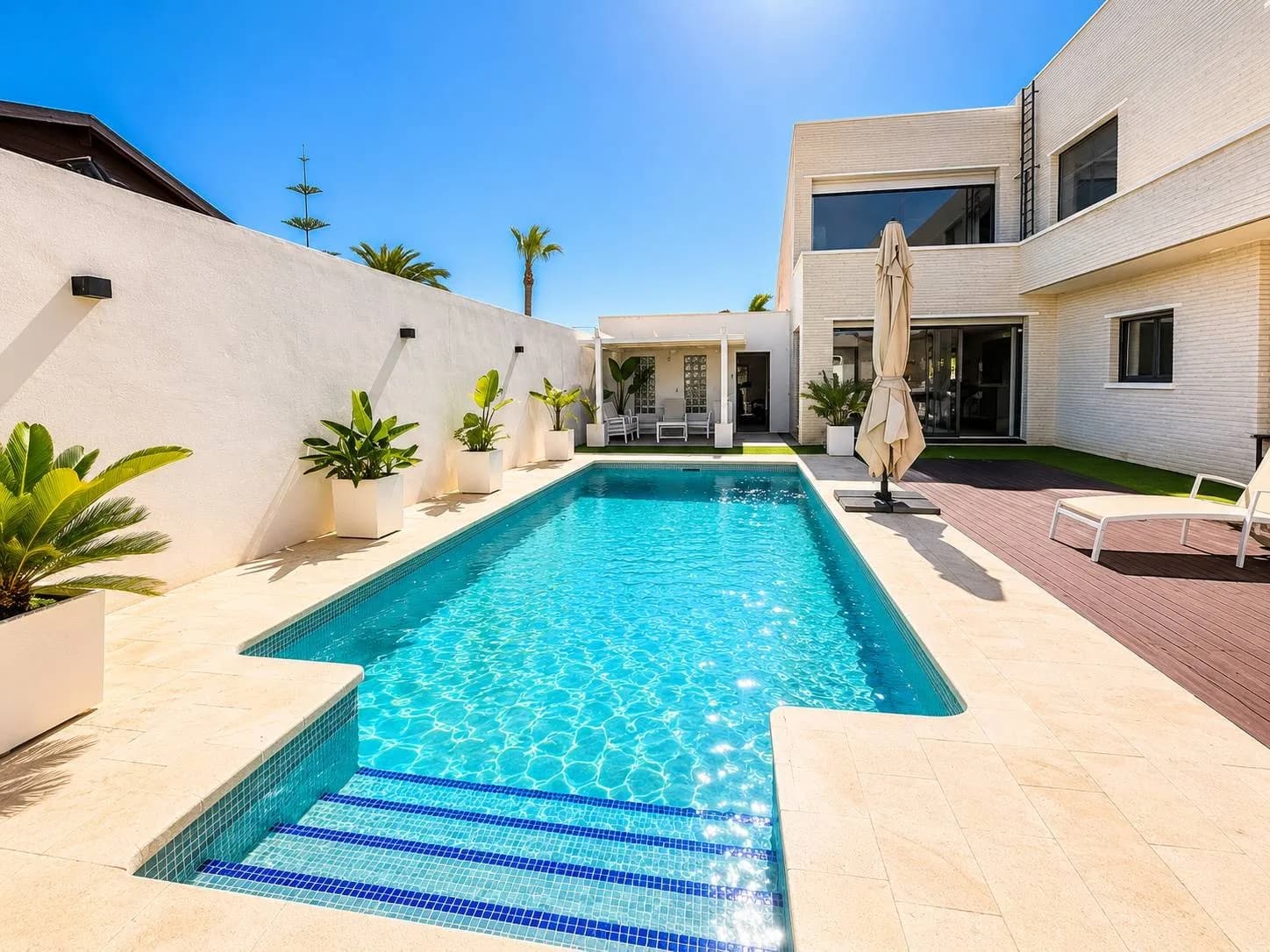 Villa de 5 chambres à vendre à Torrevieja, Alicante