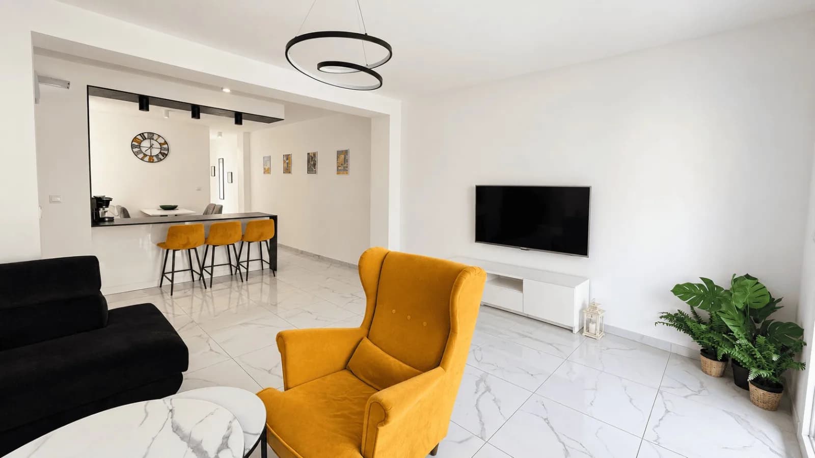 3 Bedroom Apartment for Sale in Torrevieja, Alicante - Image 9