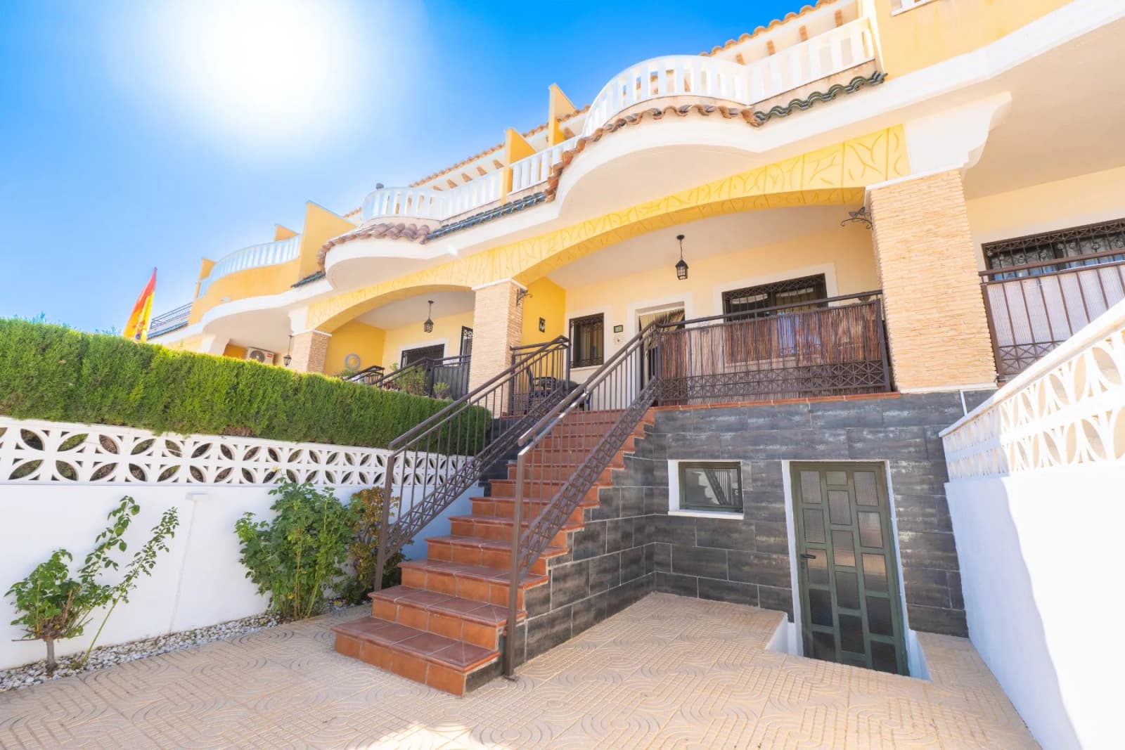 Townhouse met 3 slaapkamers te koop in Ciudad Quesada, Alicante / Costa Blanca - Image 2
