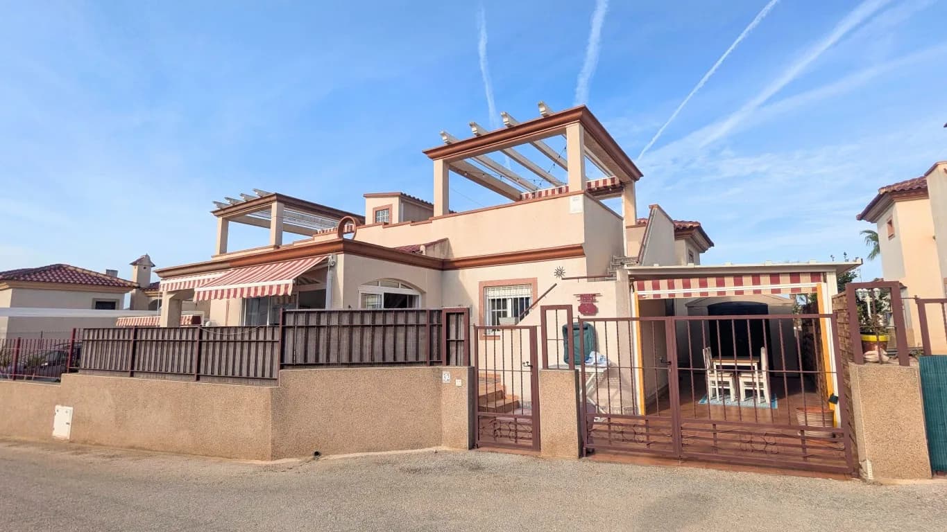 Quad House In San Fulgencio - Image 5