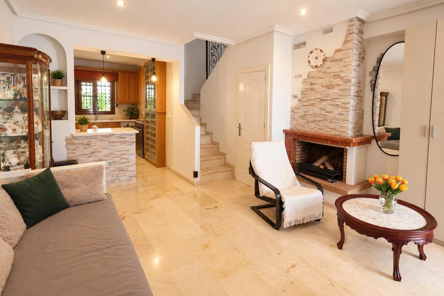Duplex de 2 dormitorios en venta en Orihuela Costa, Alicante - Image 8