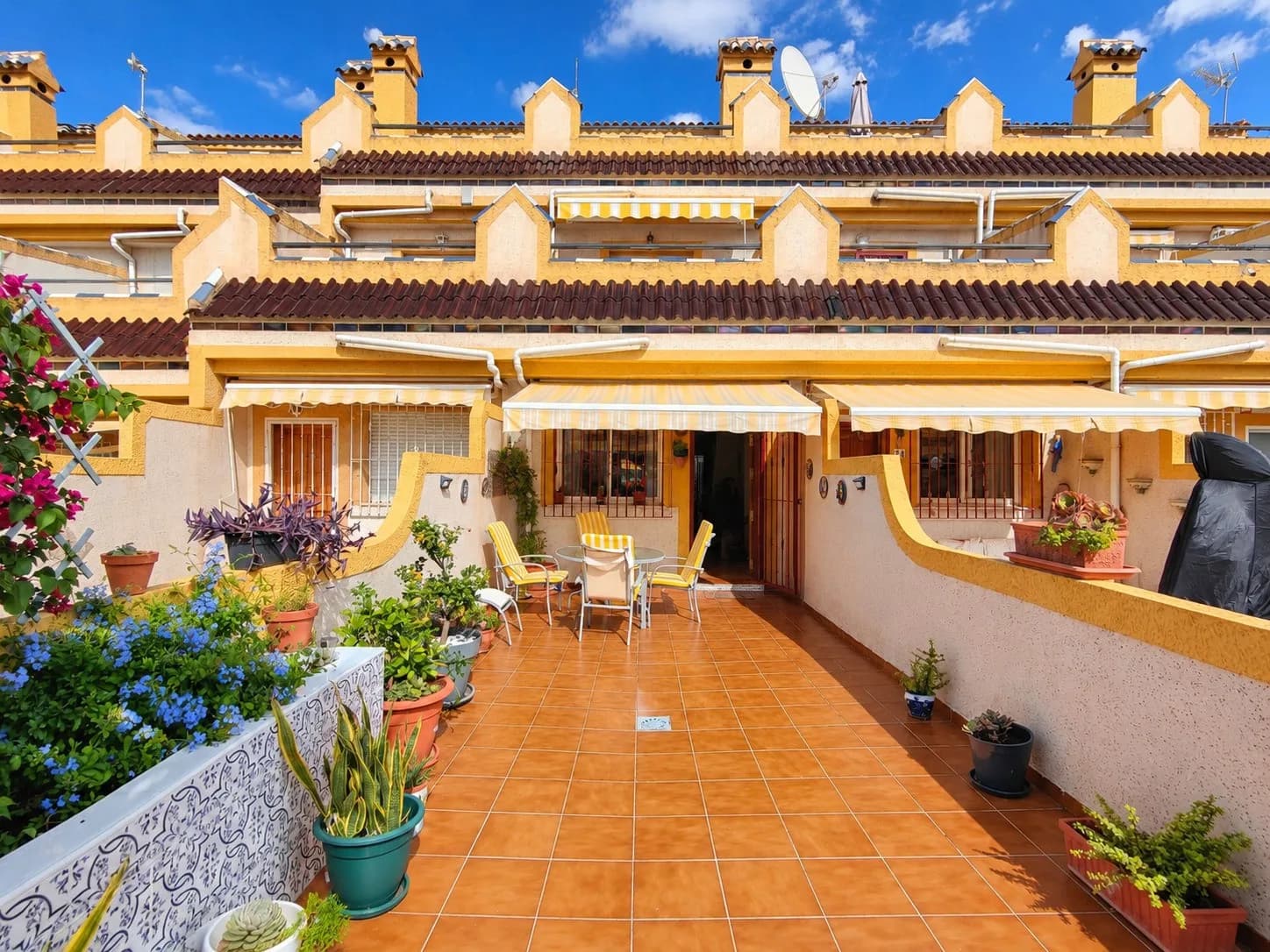 Townhouse met 3 slaapkamers te koop in Orihuela Costa, Alicante - Image 2
