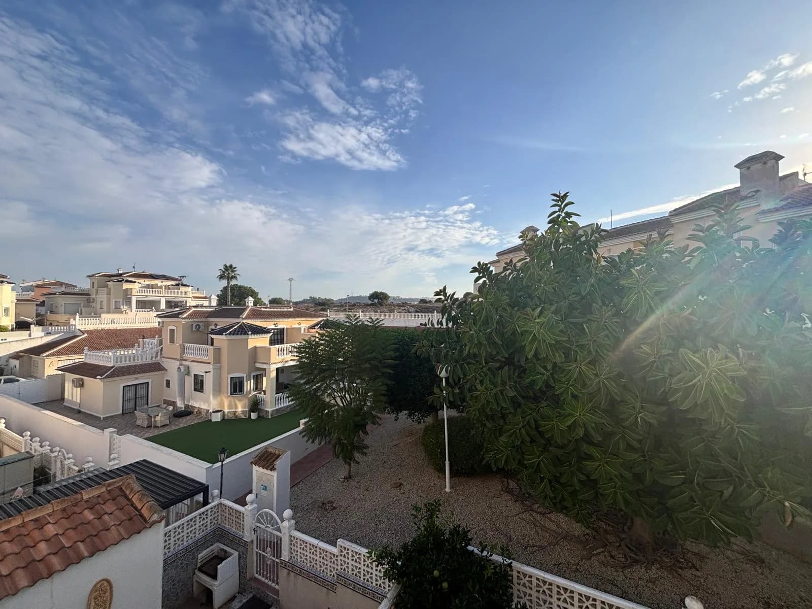 Townhouse de 3 chambres à vendre à Urbanización Monteazul, Alicante - Image 5