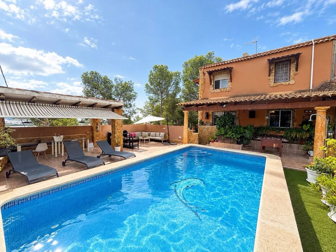 Villa de 6 chambres à vendre à Jacarilla, Alicante