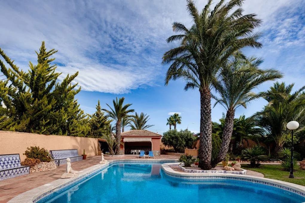 Villa met 5 slaapkamers te koop in Torrevieja, Alicante - Image 2
