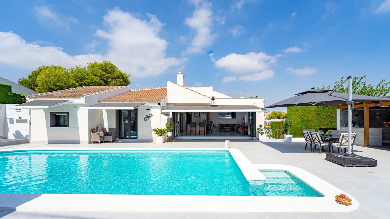 Villa de 3 chambres à vendre à Orihuela-Costa, Alicante