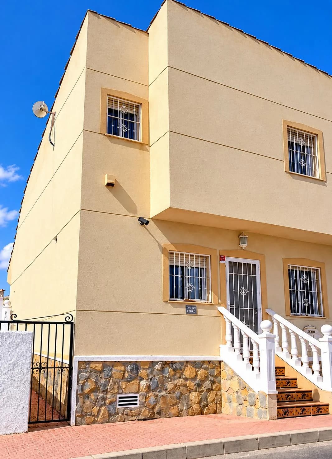 Semi Detached Villa In Urbanización Ciudad Quesada