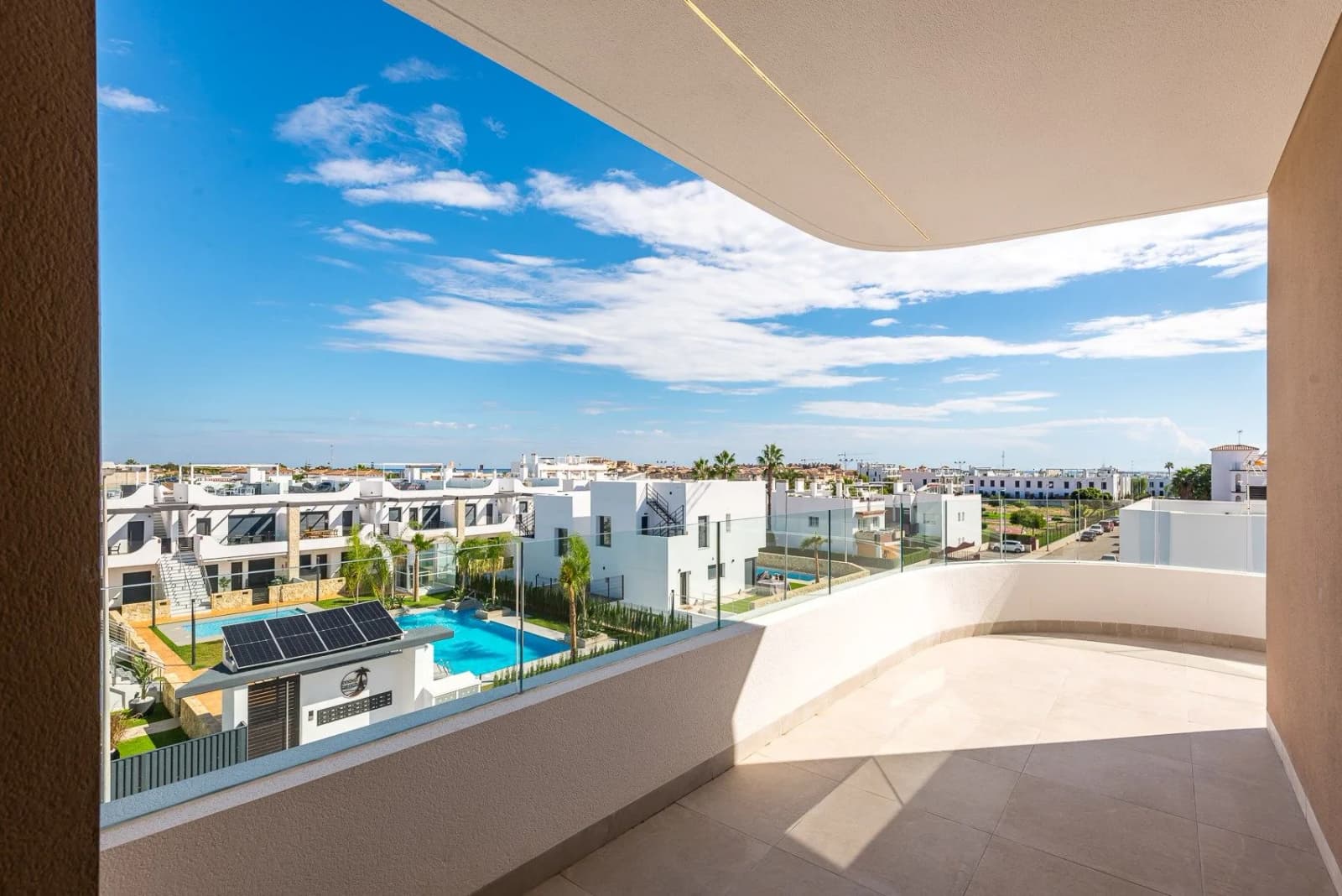 3 Bedroom Apartment for Sale in Punta Prima, Costa Blanca - Image 2