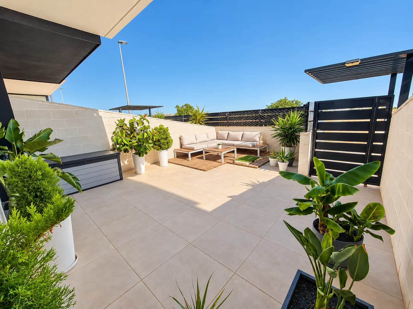 Villa de 3 dormitorios en venta en Orihuela Costa, Alicante - Image 2