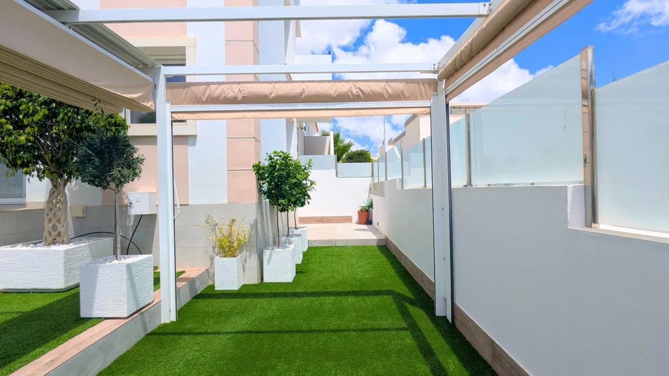 Apartment de 2 dormitorios en venta en Ciudad Quesada, Alicante - Image 3