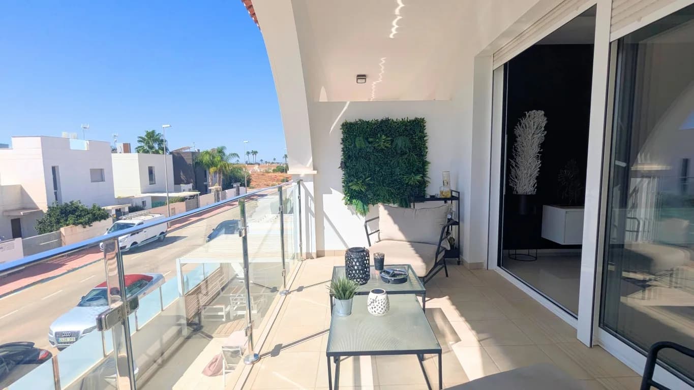 Villa de 2 dormitorios en venta en Ciudad Quesada, Alicante