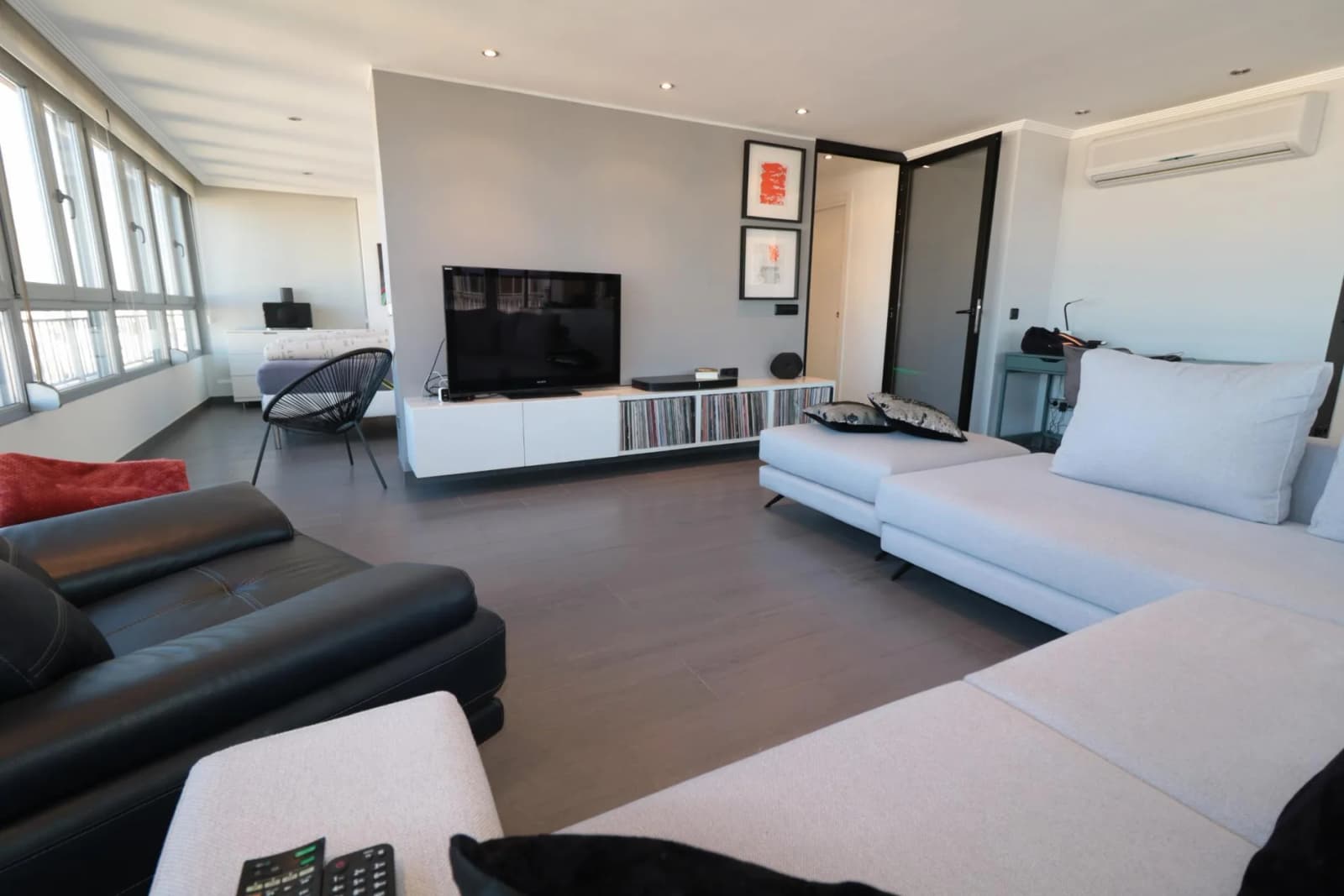 2 Bedroom Villa for Sale in Torrevieja, Alicante - Image 4