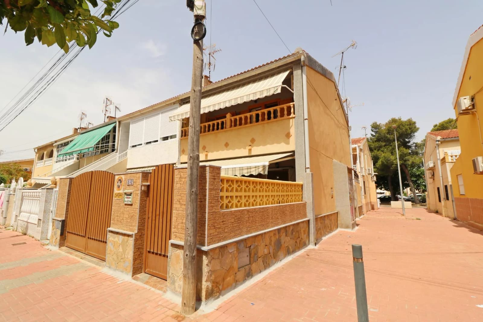 Terraced House In Torrevieja - Image 2