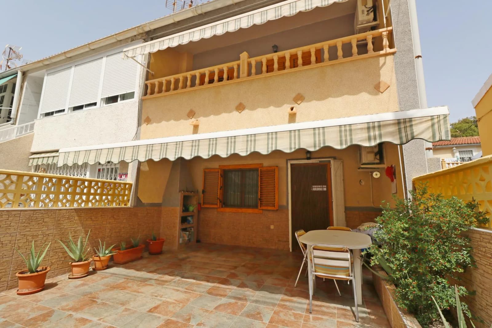 Terraced House In Torrevieja - Image 4