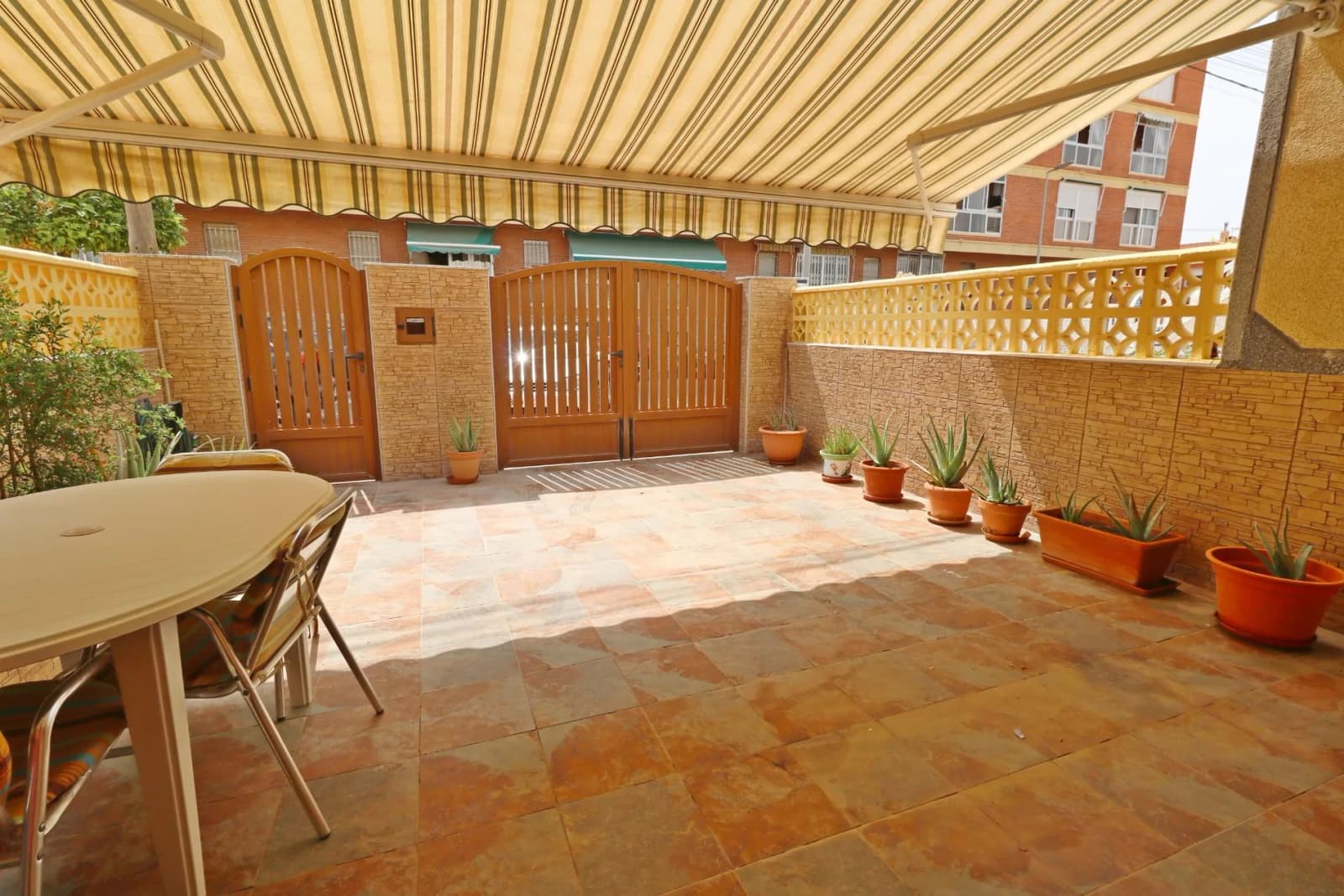 Terraced House In Torrevieja - Image 5