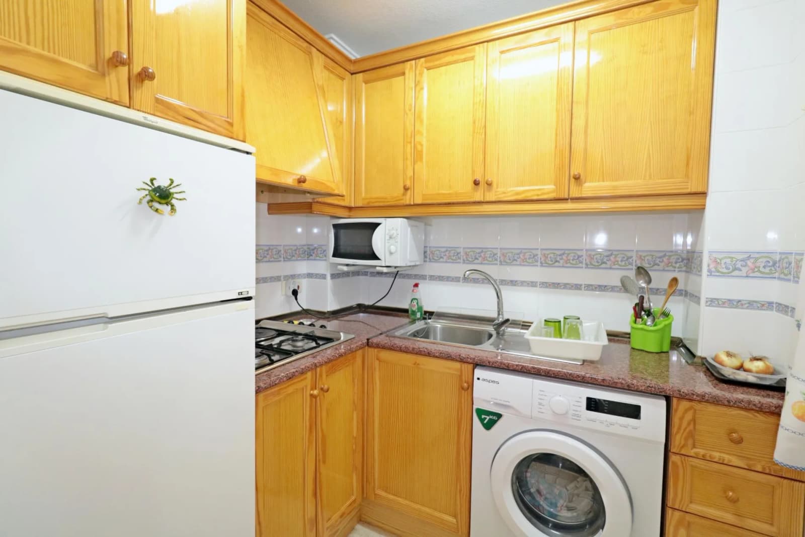 Apartment de 2 dormitorios en venta en Torrevieja, Alicante - Image 7
