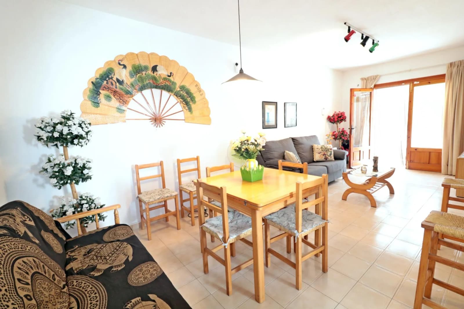 Bungalow de 3 dormitorios en venta en Torrevieja, Alicante - Image 5