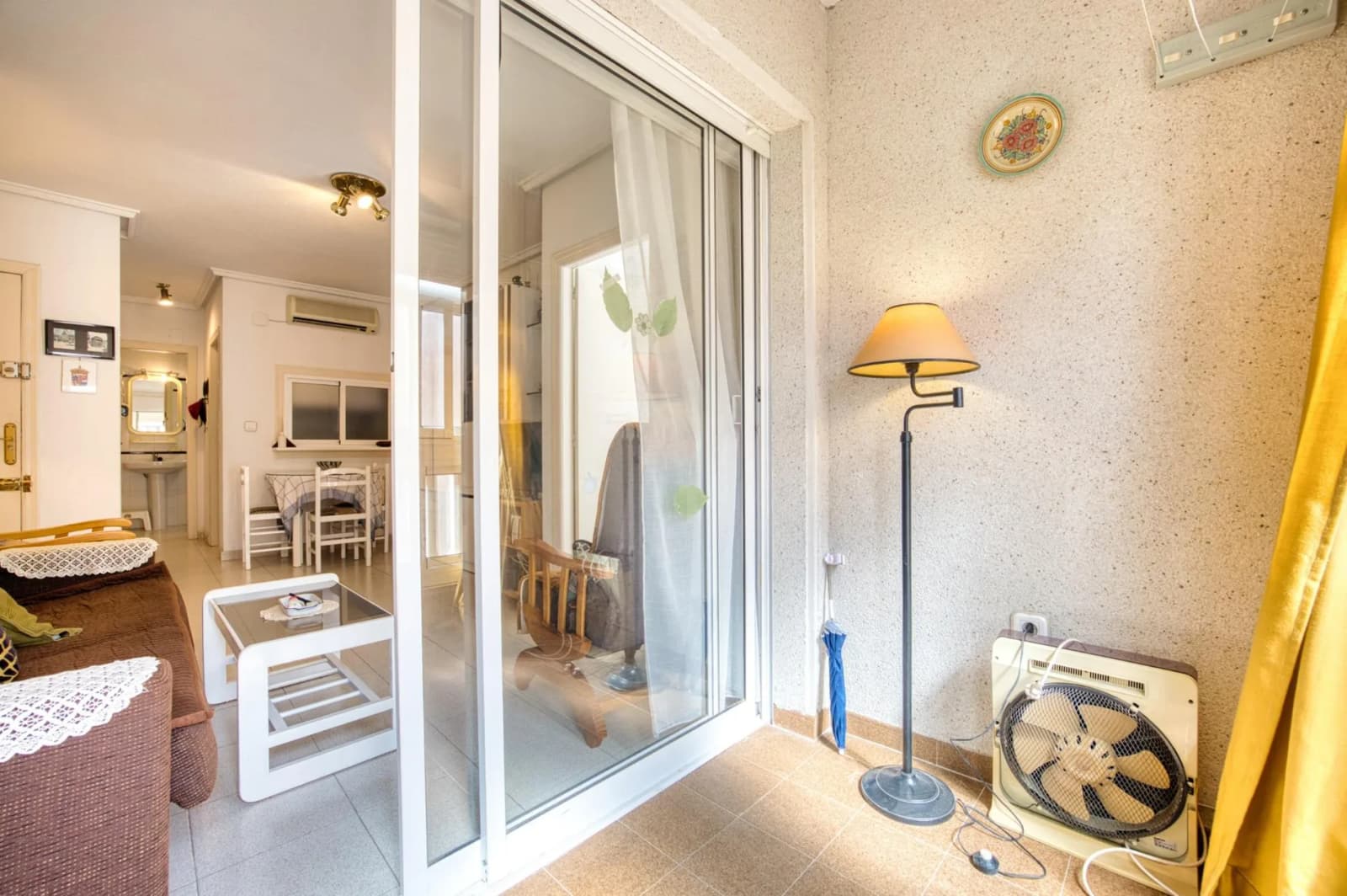 Apartment de 2 dormitorios en venta en Torrevieja, Alicante - Image 6